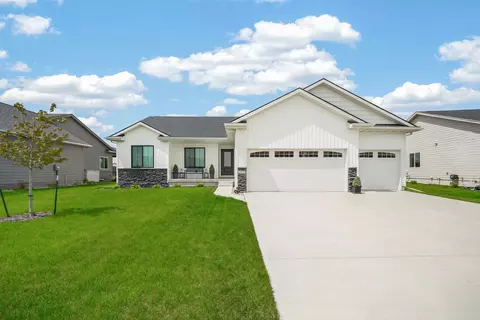 1424 NW 29th St, Ankeny, IA 50023
