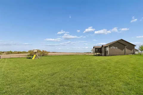 Exterior - 3002 Kernel Ln, Adel, IA 50003 photo 5 of 6
