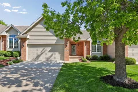1845 SE Birchwood Cir, Waukee, IA 50263