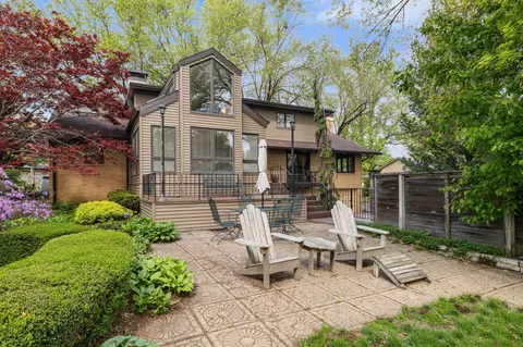 1125 18th St, West Des Moines, IA 50265