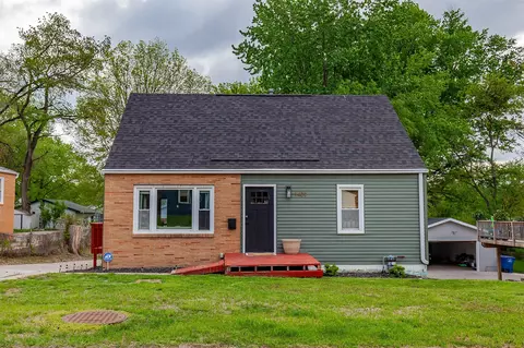 1409 63rd St, Des Moines, IA 50311