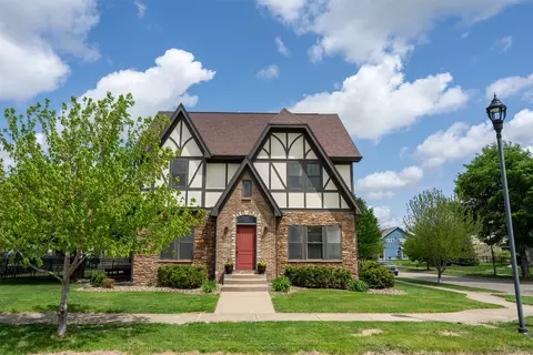 1902 SW 18th St, Ankeny, IA 50023