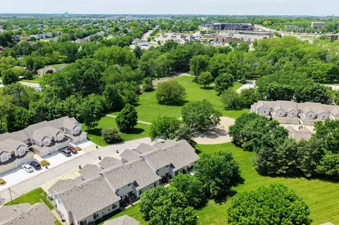 900 67th St #1003, West Des Moines, IA 50266