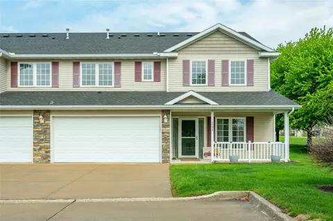 2005 SW 35th St #1504, Ankeny, IA 50023