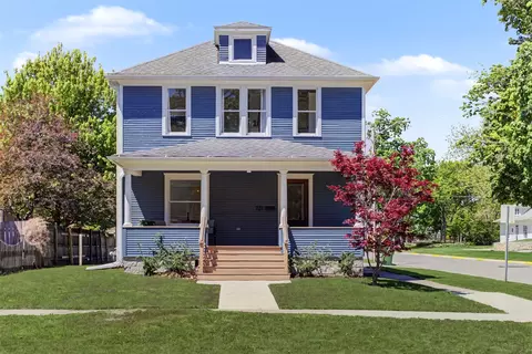 721 Douglas Ave, Ames, IA 50010
