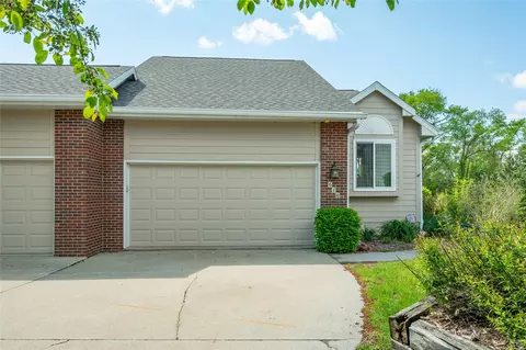 4301 Park Ave #610, Des Moines, IA 50321