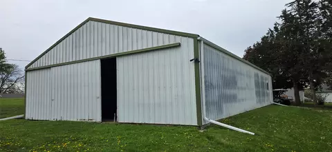 218 3rd St, Bridgewater, IA 50837