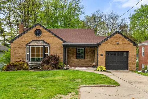 418 60th St, Des Moines, IA 50312