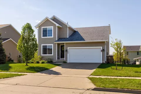 1208 SW 4th St, Grimes, IA 50111