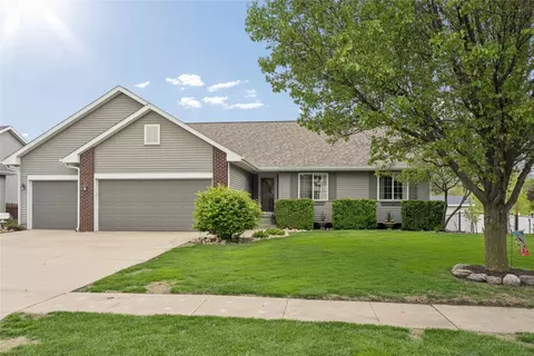 601 SE Lowell Dr, Ankeny, IA 50021