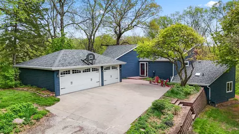 3703 Onion Creek Ln, Ames, IA 50014
