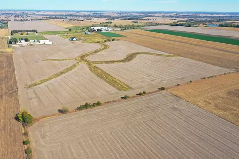 29550 200th St, Dallas Center, IA 50063