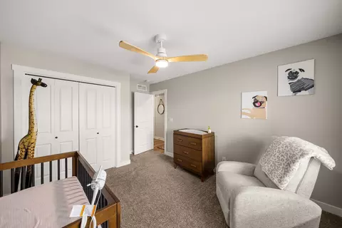 Bedroom - 2822 NW 44th St, Ankeny, IA 50023 photo 3 of 4