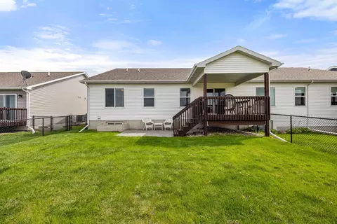 Exterior - 2822 NW 44th St, Ankeny, IA 50023 photo 2 of 3