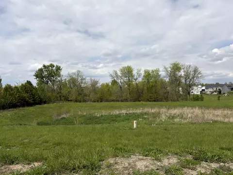 3102 NE 4th Ln, Ankeny, IA 50021