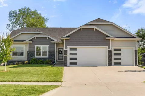 3409 NE 8th St, Ankeny, IA 50021