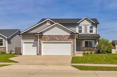 501 SE 14th St, Grimes, IA 50111