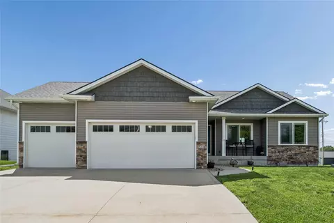 510 Big Bluestem Dr, Monroe, IA 50170