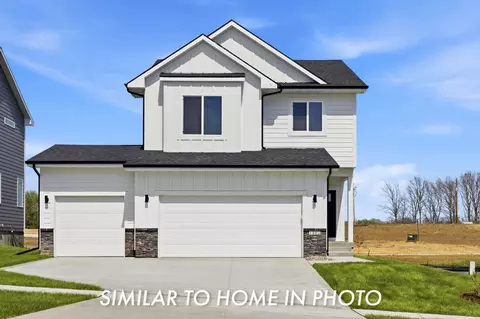 2310 Chan Dr, Adel, IA 50003