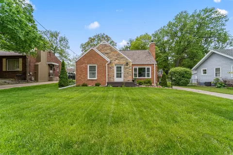 3124 SW 13th Pl, Des Moines, IA 50315