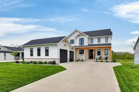 3671 N Callison Ave, Cumming, IA 50061