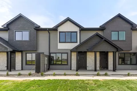 597 Hart Ln, Ankeny, IA 50021
