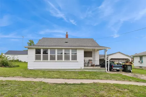 503 E State St, Corydon, IA 50060