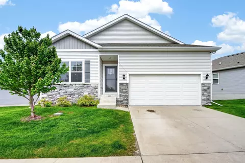 315 SE Willow Run Ln, Ankeny, IA 50021