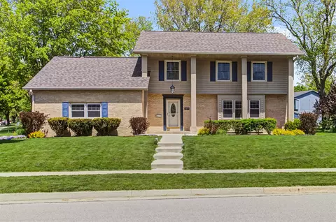 1419 Mckinley Dr, Ames, IA 50010