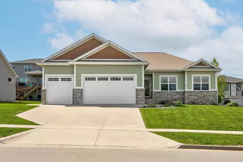 5270 Bulldog Ave, Van Meter, IA 50261