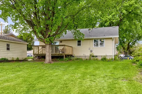 Exterior - 705 SE Trilein Dr, Ankeny, IA 50021 photo 5 of 8