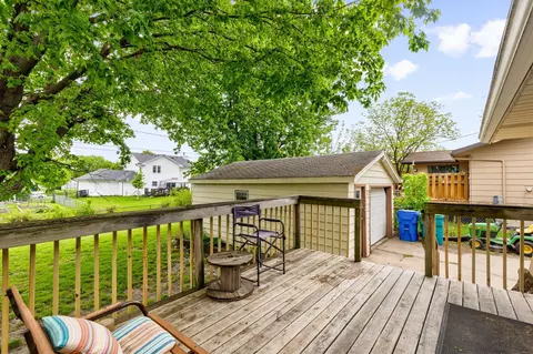 Exterior - 705 SE Trilein Dr, Ankeny, IA 50021 photo 3 of 8