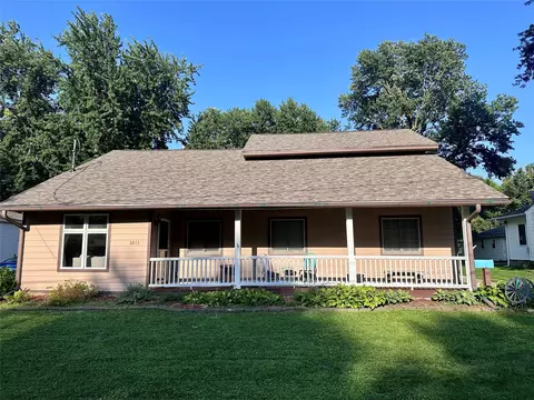 3211 56th St, Des Moines, IA 50310