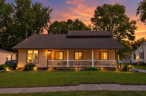 3211 56th St, Des Moines, IA 50310