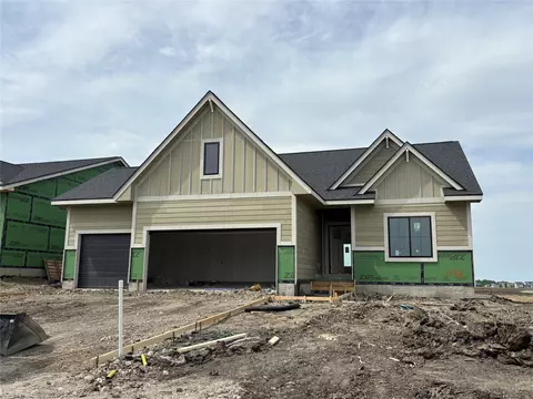 1133 SW 18th Ct, Grimes, IA 50111