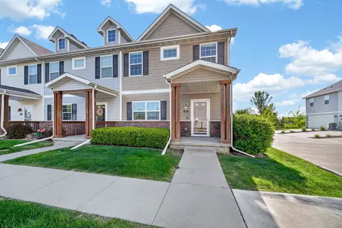 2548 Park Pl, Norwalk, IA 50211