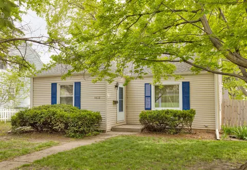 1832 Vine St, West Des Moines, IA 50265