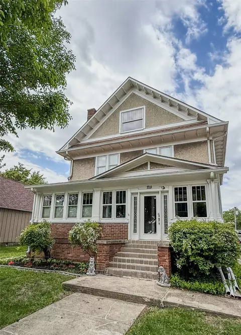 709 Elm Ave, Story City, IA 50248