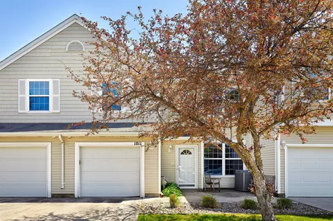 1011 NE Hyacinth Ln, Ankeny, IA 50021