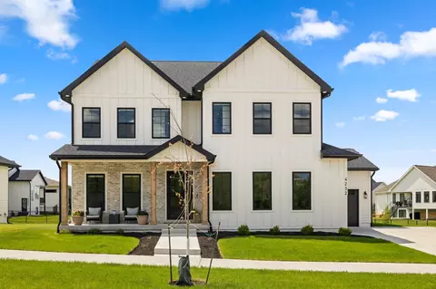 4232 Westgate Pkwy, Clive, IA 50325