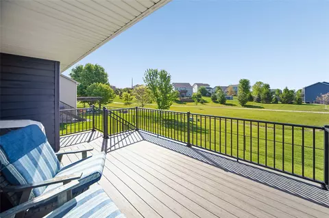 14624 Westbrook Dr, Urbandale, IA 50323