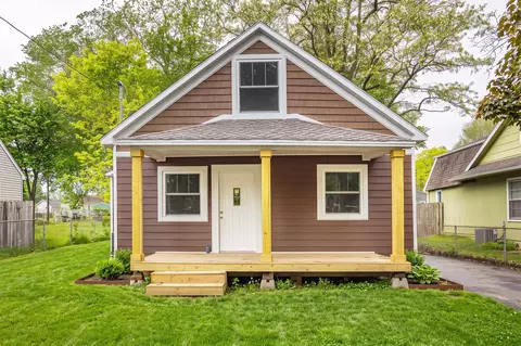 3208 Bowdoin St, Des Moines, IA 50313
