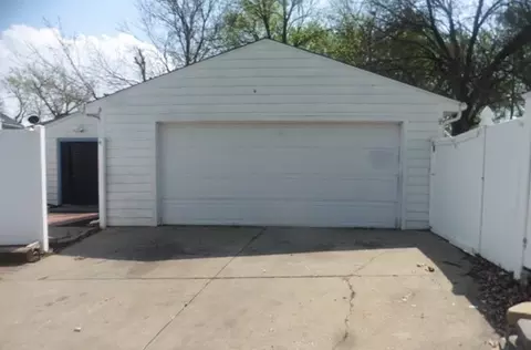 3946 50th St, Des Moines, IA 50310 photo 5