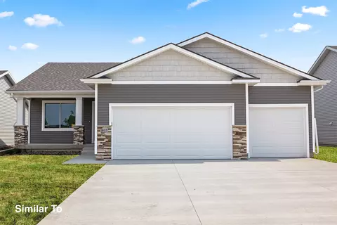 1642 22nd Ave SE, Altoona, IA 50009