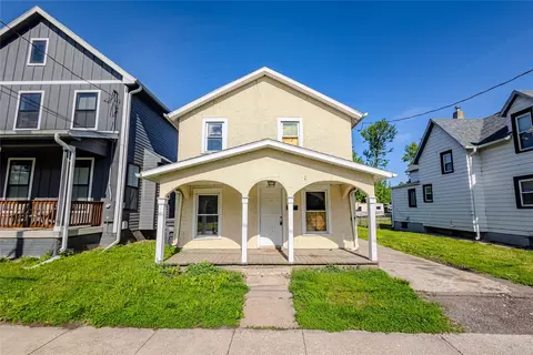 1812 SE 2nd St, Des Moines, IA 50315