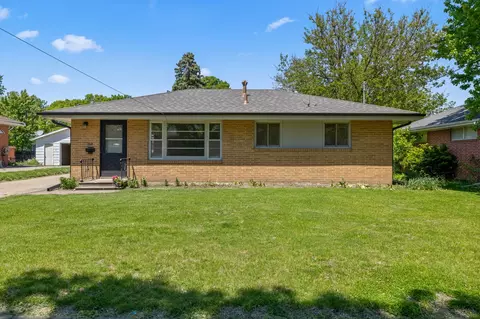 1512 Richmond Ave, Des Moines, IA 50316