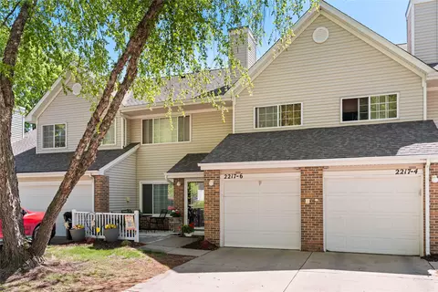 2217 Grand Ave, West Des Moines, IA 50265