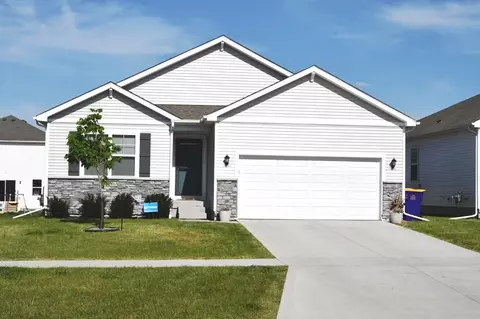 2010 N 7th St, Indianola, IA 50125