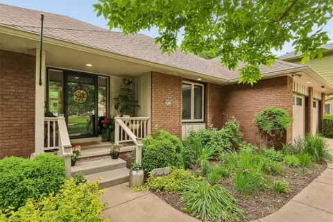2821 Thornton Ave, Des Moines, IA 50321