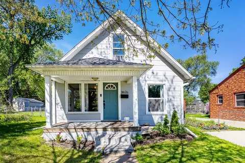 3626 Columbia St, Des Moines, IA 50313